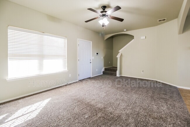 Foto del edificio - 6105 Courtyards Ct