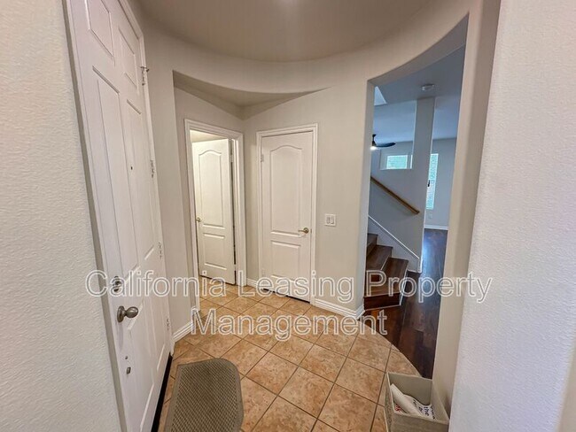 Foto del edificio - 25509 Via Ventana