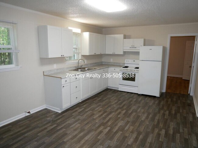 Foto del edificio - 1342 Old Cedar Falls Rd
