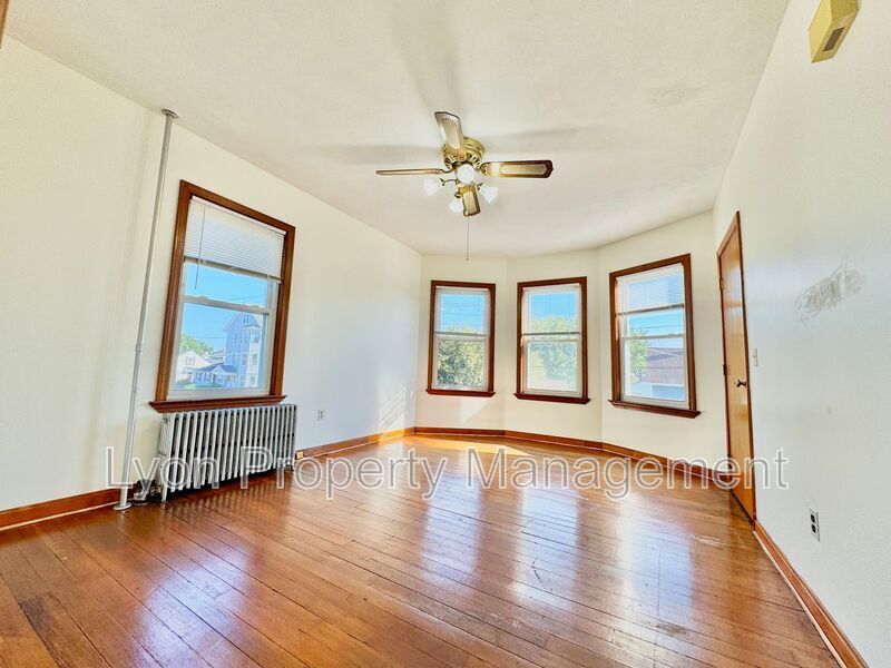 Building Photo - 200 Benefit St