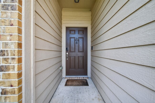 Building Photo - 542 Oporto Path