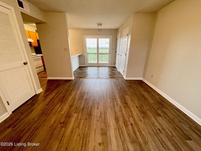 Building Photo - 456 Joy Ave