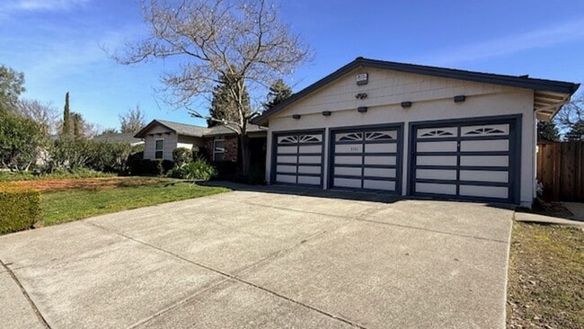 Building Photo - Charming and Move-in Ready, 4BD/2BA, Single-Story Home in Twin Creeks South Estates, San Ramon- A...