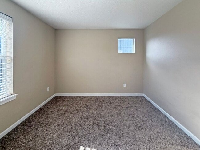 Foto del edificio - 5518 Tribute Way