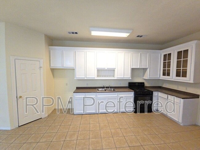 Building Photo - 6131 Andwood St