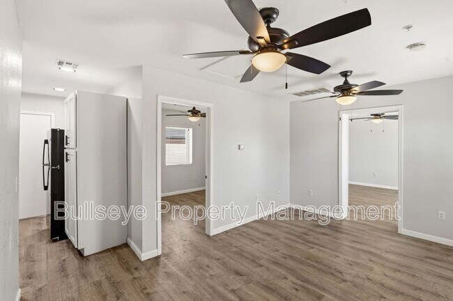 Foto del edificio - 840 E Turney Ave