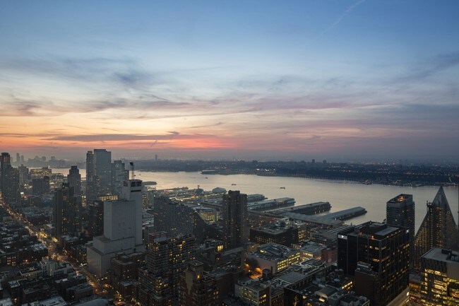 Foto del edificio - 124 West 60th Street
