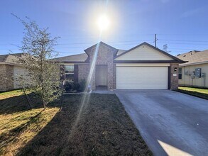 Building Photo - 3710 Tanchico Dr