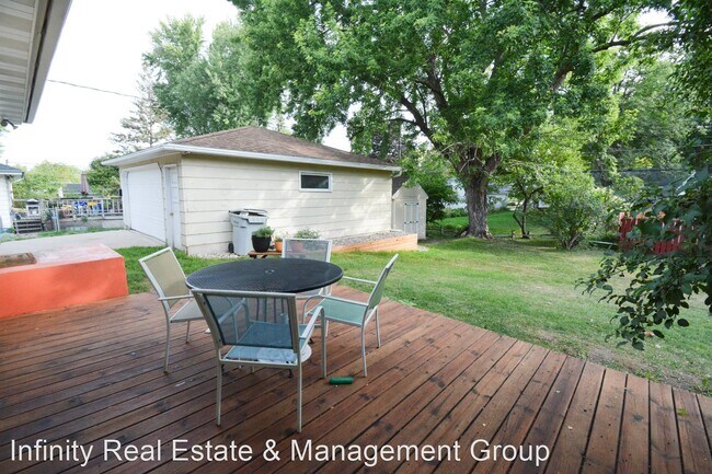 Building Photo - 3 br, 2 bath House - 2016 Elton Hills Dr NW