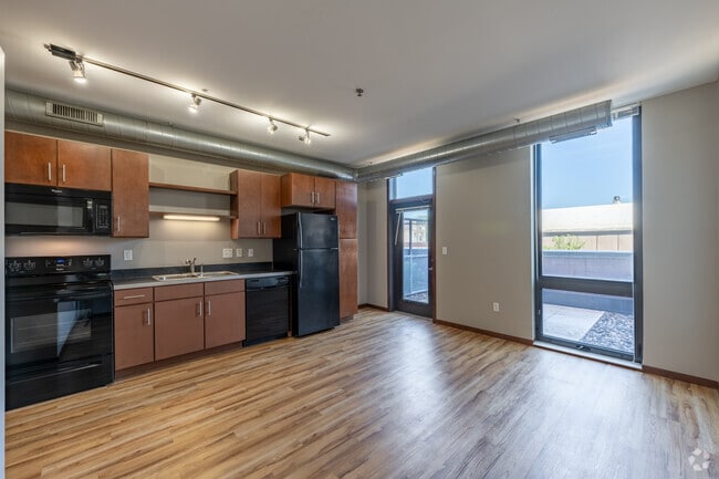 1A - 1BR, 1BA - 523SF - Kitchen - Stone Arch II