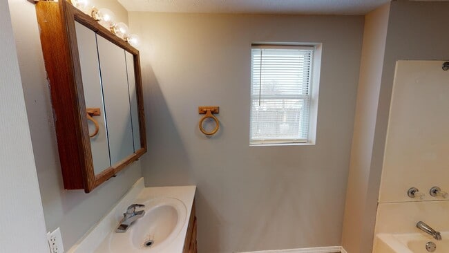 Foto del edificio - 611 N Eddy St