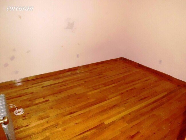 Foto del edificio - 471 12th St