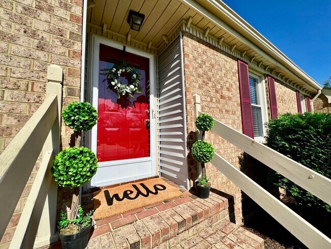 Building Photo - Ranch Home - Red Mill Farm - Available 11-...