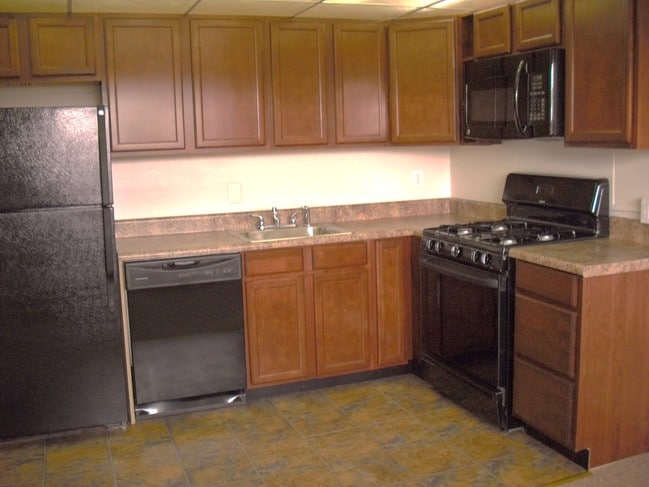 2 br kitchen style - Nevin Park