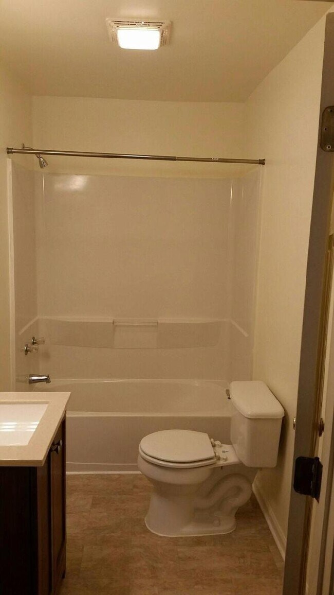 Nice Modern Bathroom - 1872 Cedar Dr