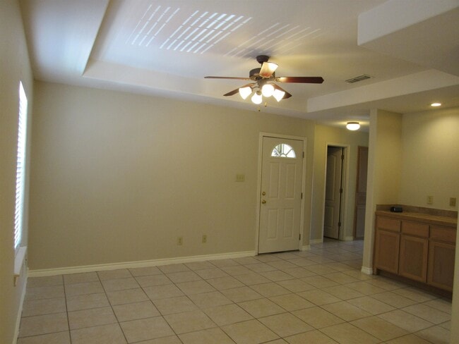 Building Photo - 9804 Cantera Ct