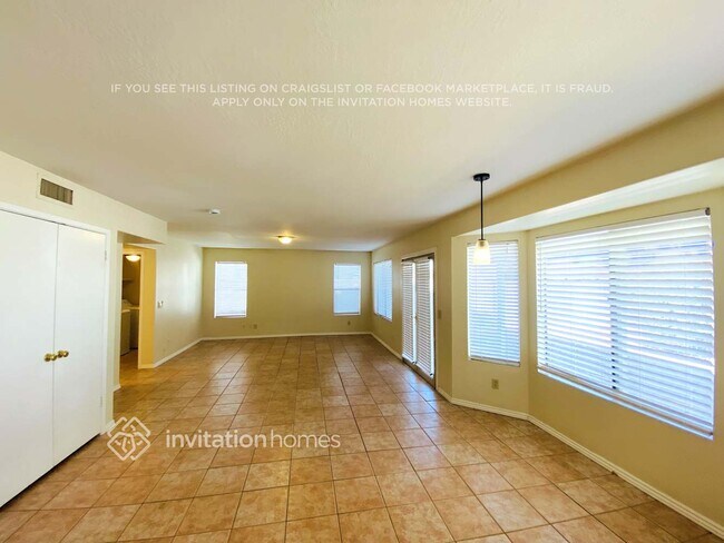 Foto del edificio - 1538 E Hearne Way