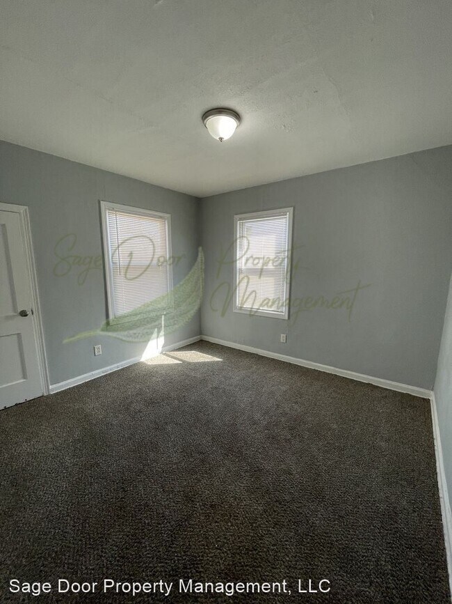 Foto del edificio - 3 br, 1 bath House - 3825 E 53rd Terrace