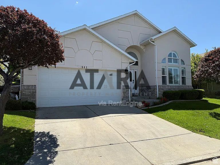 Foto principal - 941 Fremont Rd