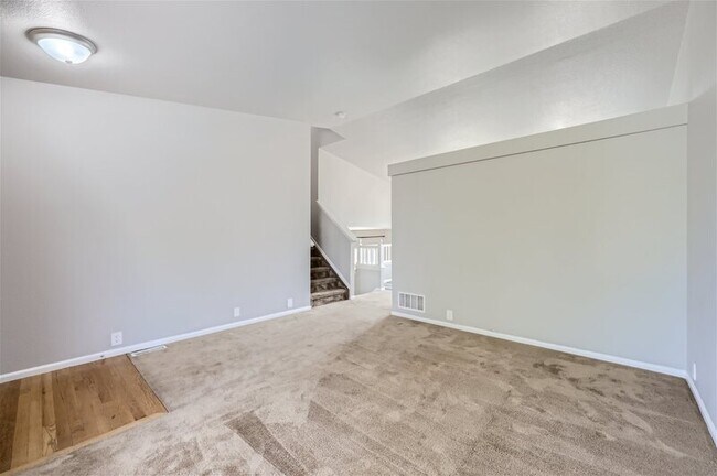 Building Photo - 6002 Vallecito Dr