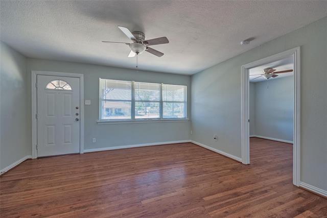 Foto del edificio - 3309 Lockmoor Ln