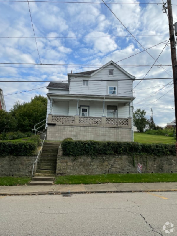 Building Photo - 213 Washington St