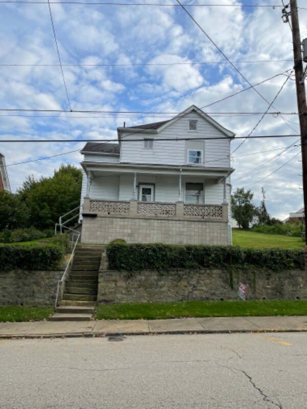 Primary Photo - 213 Washington St