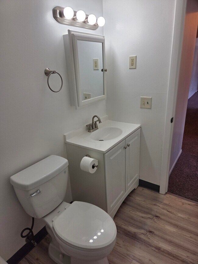 Foto del edificio - Jamestown Apartments
