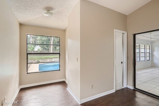 Foto del edificio - 3 br, 3 bath House - 2302 Carol Woods Way ...