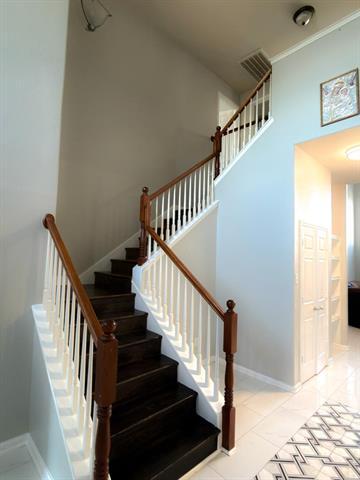 Foto del edificio - 9309 Stonewood Dr