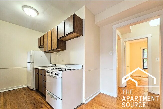 Foto del edificio - 1202 W Wellington Ave