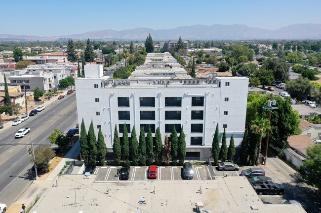 Building Photo - 8802 Van Nuys Blvd