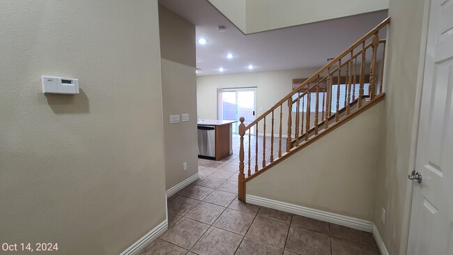 Building Photo - 9268 Sunny Oven Ct