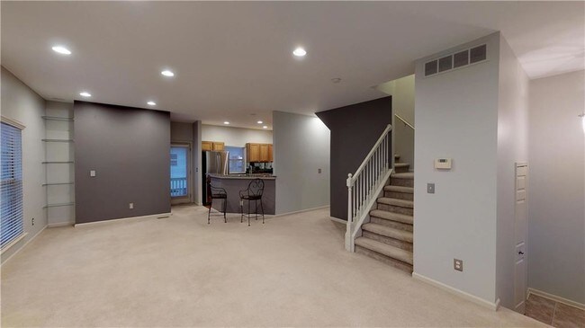 Foto del edificio - 1576 Kessler Ave