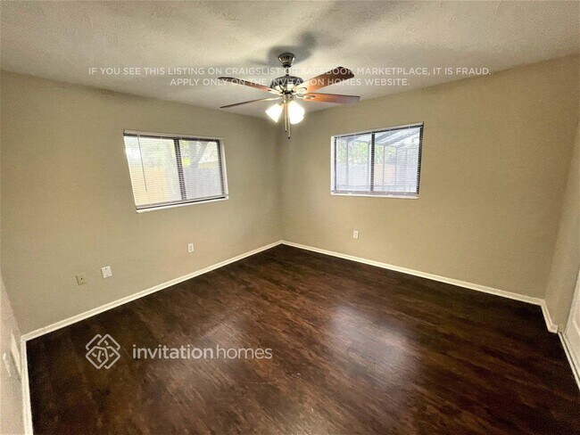 Building Photo - 3620 Bali Dr