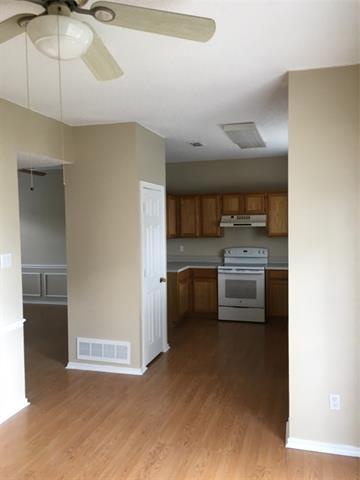 Foto del edificio - 1507 Lakeshore Dr