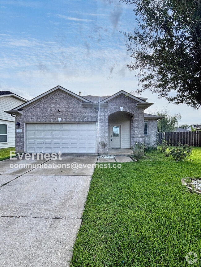 Building Photo - 8002 Arapahoe Ridge Ln