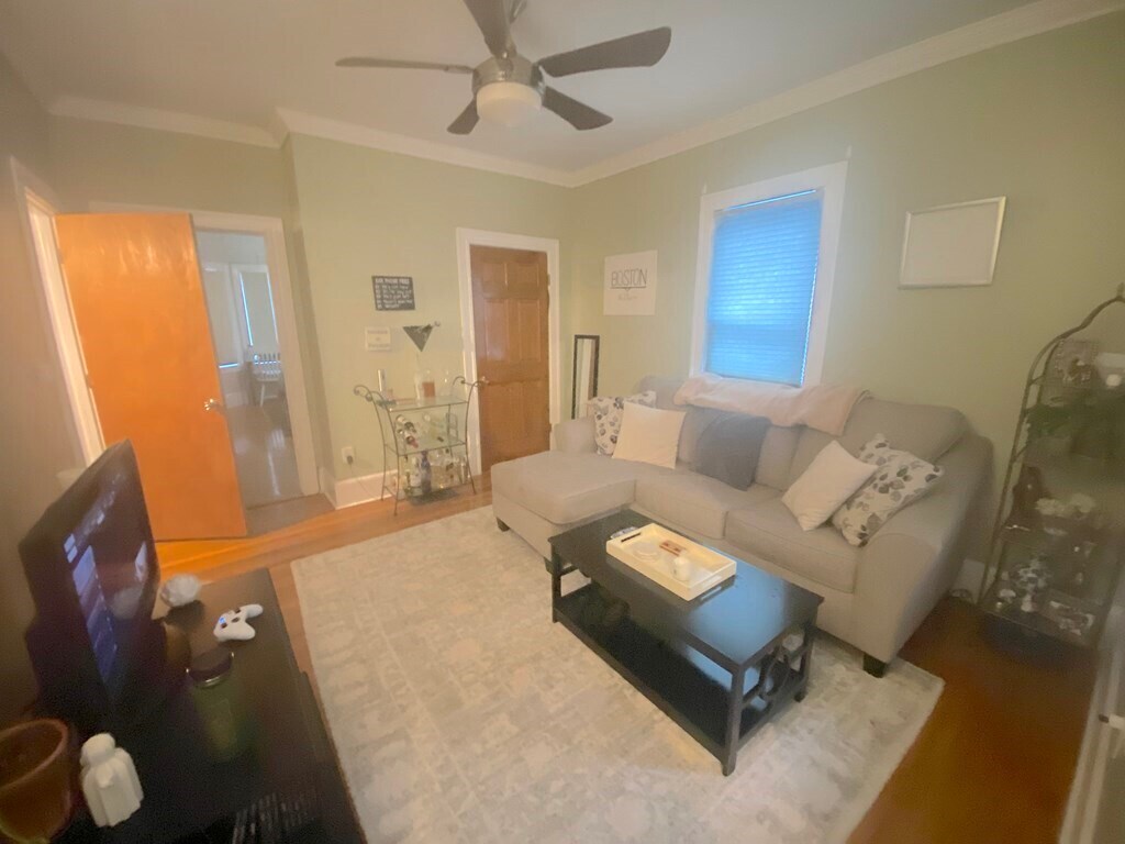 Foto principal - 28 Otis St