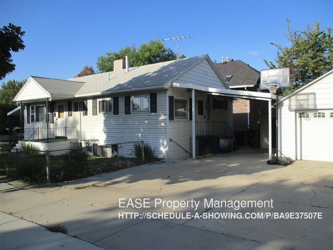 Building Photo - 710 N 100 W