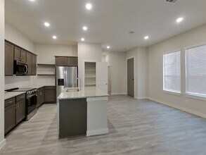 Building Photo - 22631 Terrazzo Dr