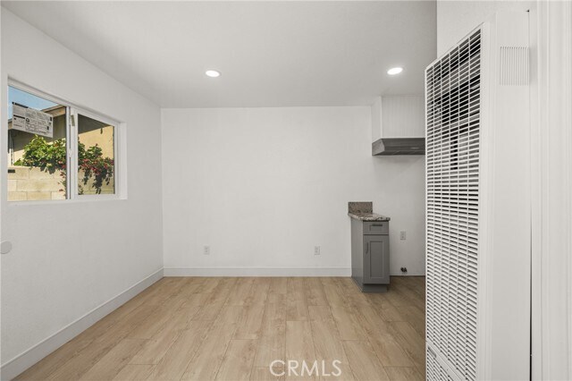 Building Photo - 825 S Shelton St
