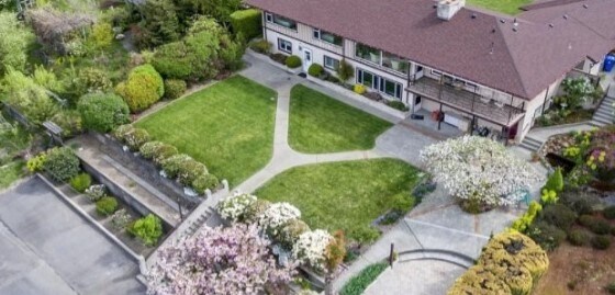 Foto del edificio - 615 N Aurora Ave