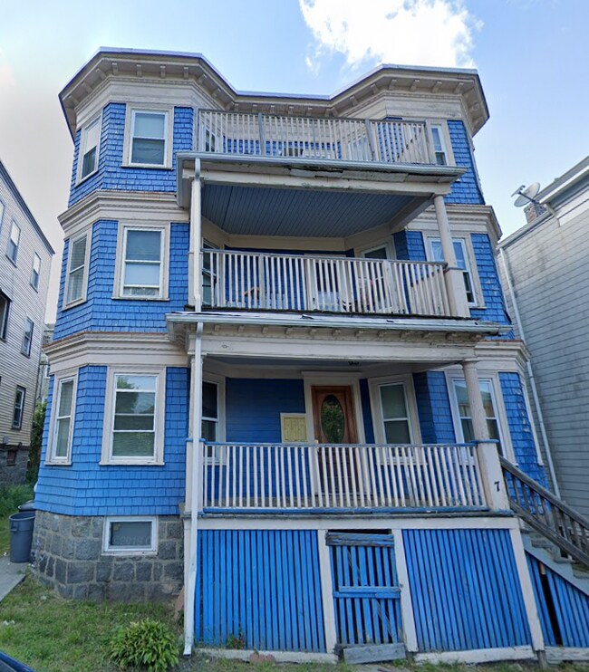 7 Hesston Ter, Boston, MA 02125 7 Hesston Ter Boston, MA