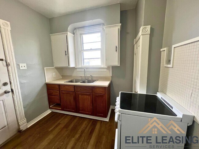 Foto del edificio - 521 SW Tyler St