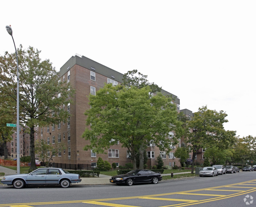 Bay Terrace Cooperative Section X Rentals in Bayside at 21015 23rd Ave