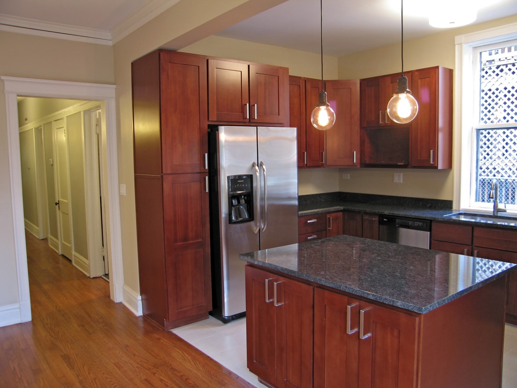 Kitchen - 1057 W Balmoral