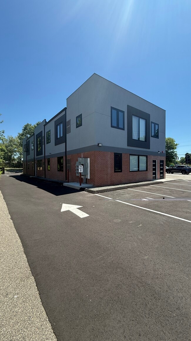 Photo - 116 Main St (East Hartford, CT) Apartments