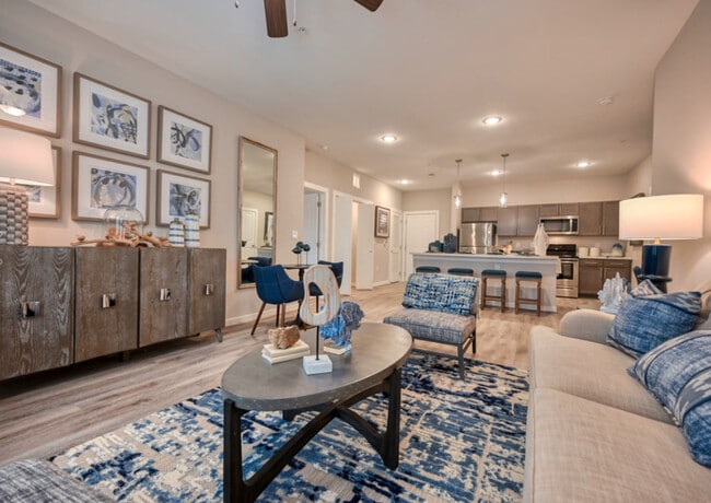Living Room - Huntington Kemah