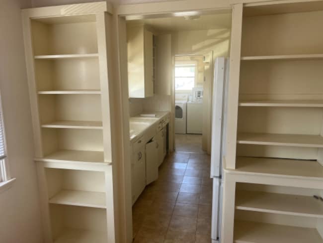 Foto del edificio - 645 S Marengo Ave