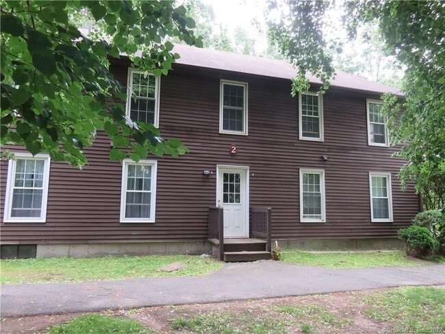 Foto del edificio - 239 Old Farms Rd